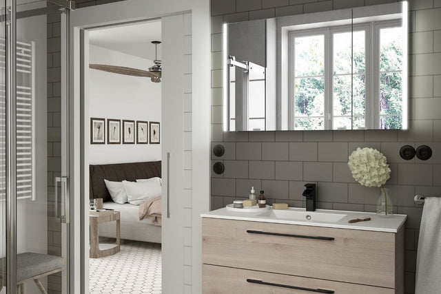 Armario de Baño con Espejo Moderno y Espacio de Almacenamiento