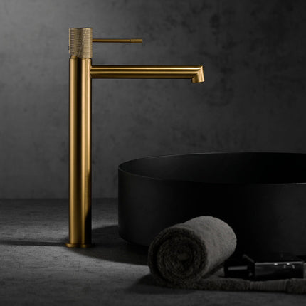 Grifo de Lavabo Alto Oro Cepillado LINE Bdd038-3Oc